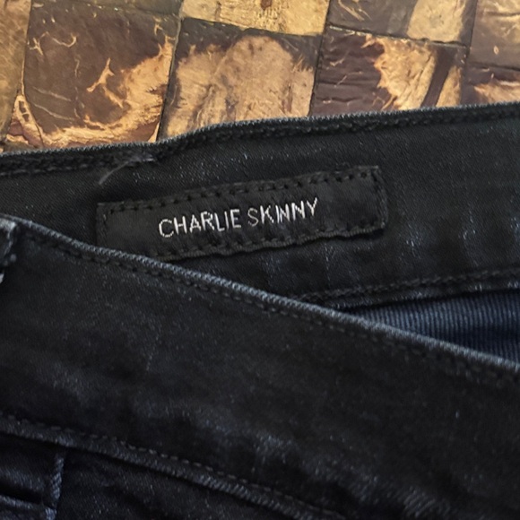 Lucky Brand Women's Black Skinny Jeans - Picture 6 of 7